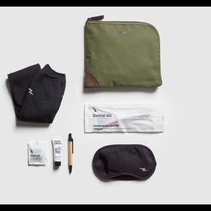 NWT Shinola Amenity Kit for travel. “Navy Blue” color.
